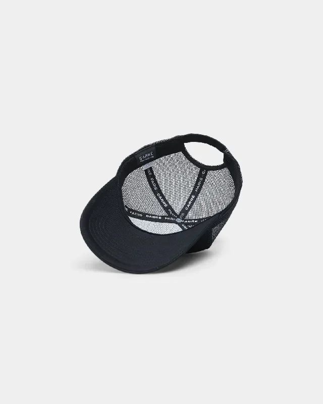 carre-love-trucker-strapback-black