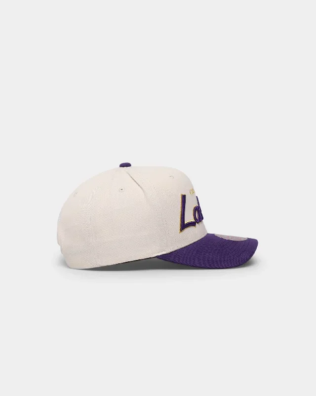 mitchell-ness-los-angeles-lakers-cream-team-script-pro-crown-snapback-cream