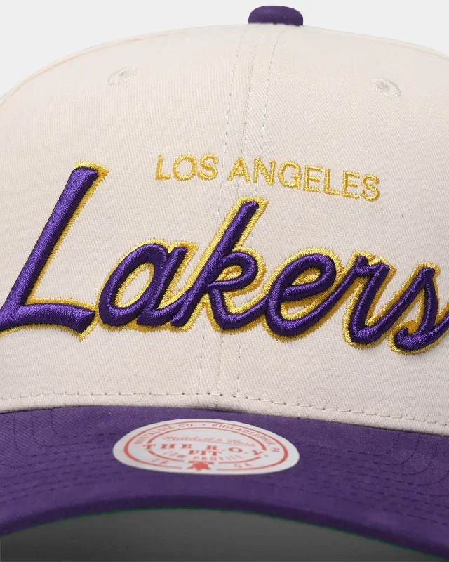 mitchell-ness-los-angeles-lakers-cream-team-script-pro-crown-snapback-cream