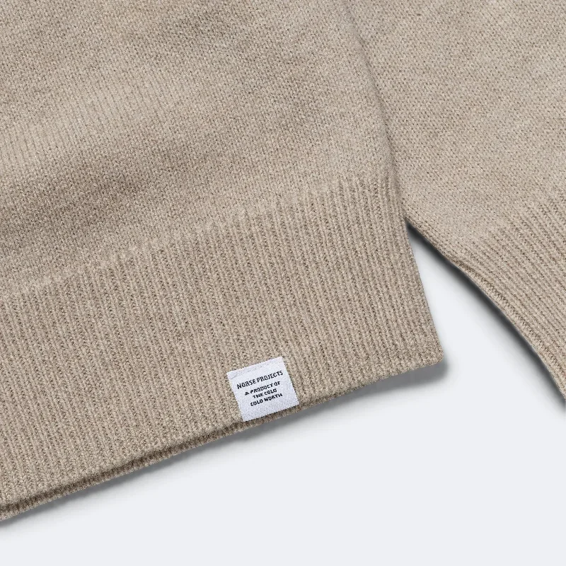 norse-projects-sigfred-merino-lambswool-sweater-oatmeal