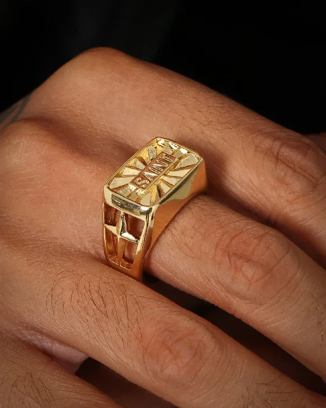 Saint Morta The 4 Point Ring Gold