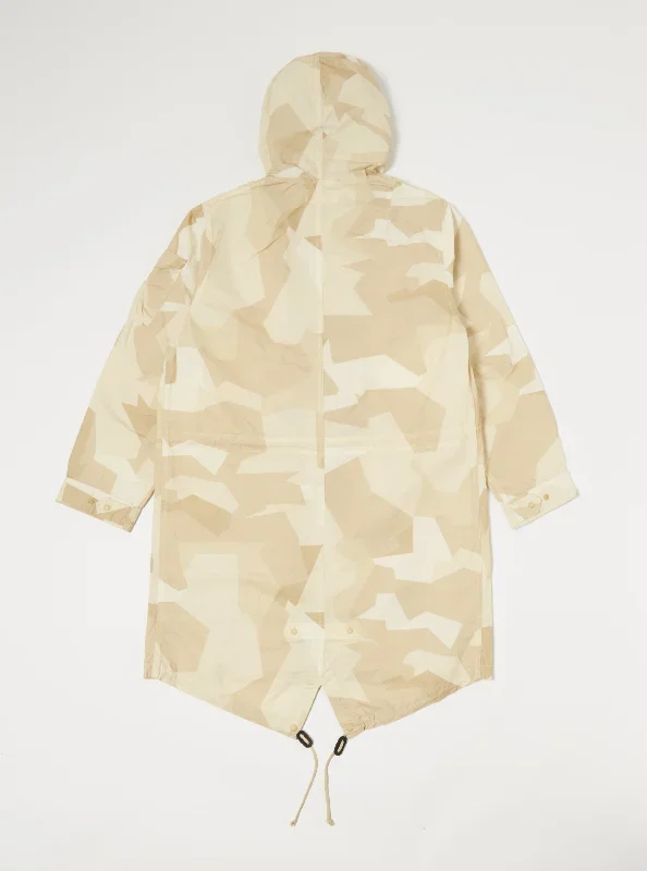 universal-works-parka-in-sand-swedish-camo