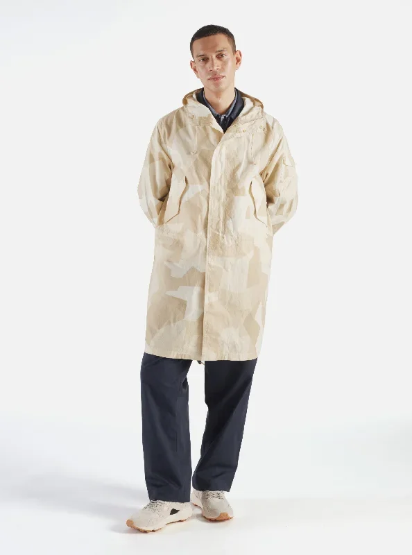 universal-works-parka-in-sand-swedish-camo